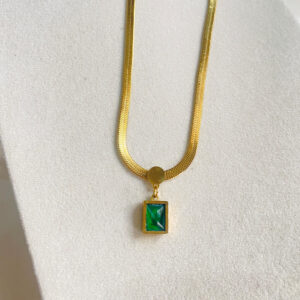 Flat Chian Green Necklace