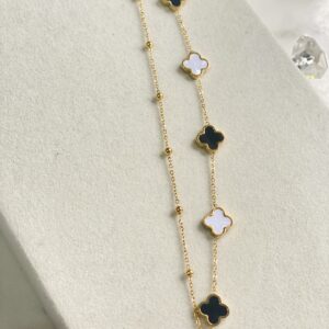 White & Black Leaf Bracelet