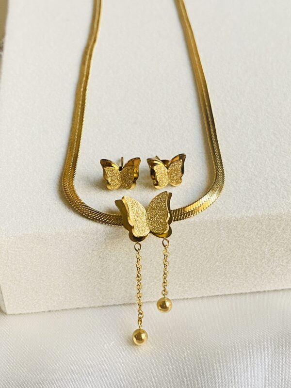 Butterfly Necklace With Tops - Image 4