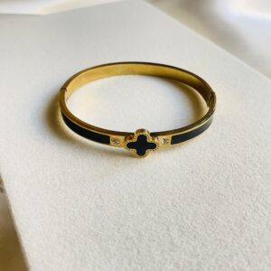 Clover Hand Cuff Bracelet