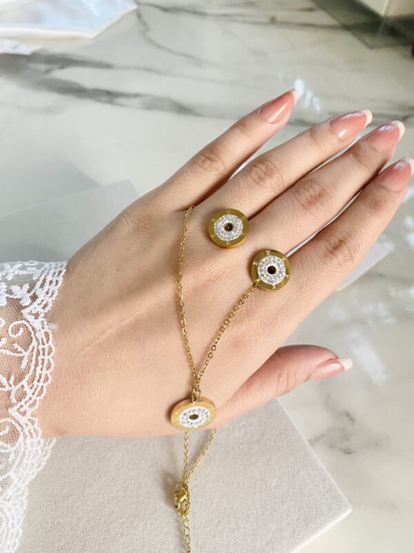 Pendant With Studs Locket Set - Image 7