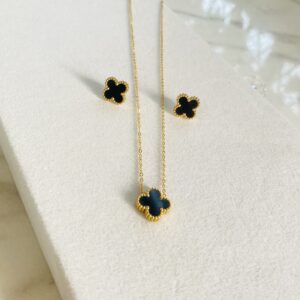 Four Leat clover Pendant with Ear Studs